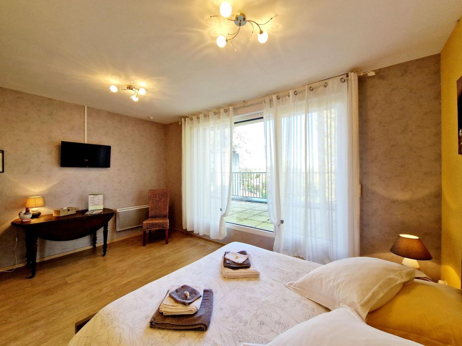Bed and Breakfast Les Jardins De La Grange Rezonville Exterior foto