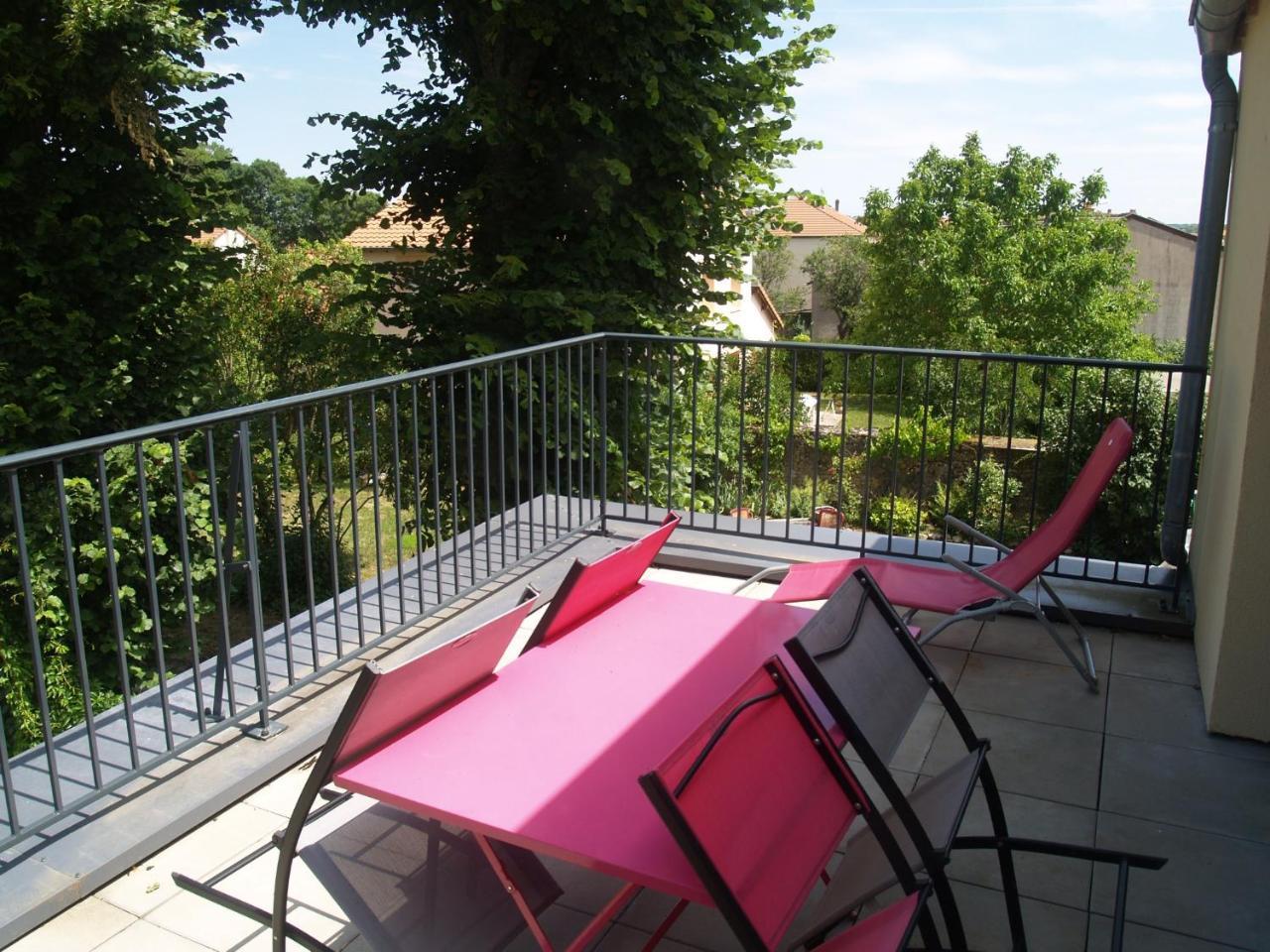 Bed and Breakfast Les Jardins De La Grange Rezonville Exterior foto